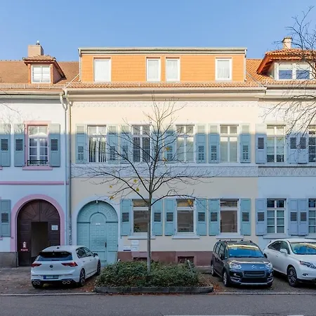 Modern In A Location *